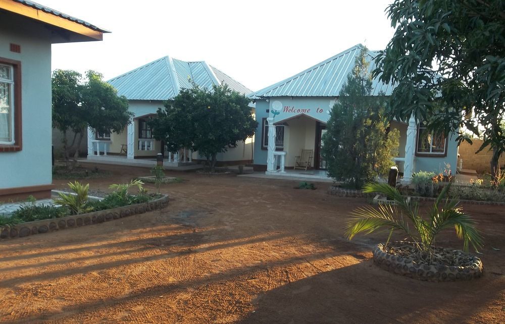 White Rose Lodge Livingstone Exterior foto